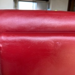 【引渡し予定者決まりました】三人掛けソファ　レッド　本革　合皮の画像