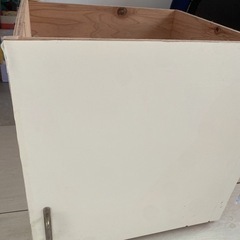 受け渡し予定者決まりました　冷蔵庫上収納　diyでつくったものです