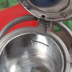 電気ポットの画像