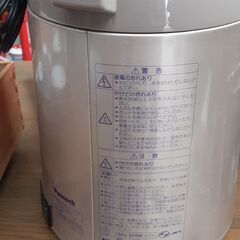 電気ポットの画像