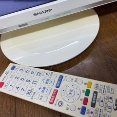●シャープ 24インチ 液晶テレビ　白●2018年製の画像