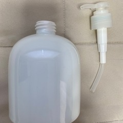無印良品　陶器容器（丸型は現在販売されてません）の画像