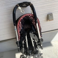 ミッキーのベビーカーの画像