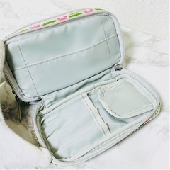 【美品】agnes b. VOYAGE アニエスベー 化粧ポーチの画像