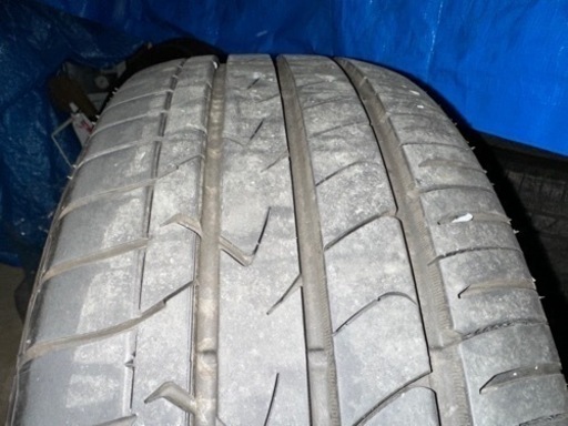 225/55R/18 タイヤアルミセット