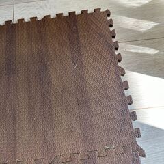 ニトリ製/フロアクッションマット107枚の画像