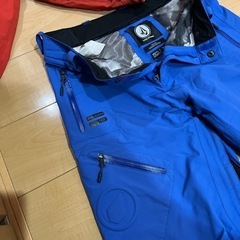 VOLCOM スノーボードウェアの画像