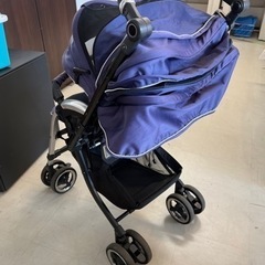 【新生活応援】ベビーカー　Combi の画像