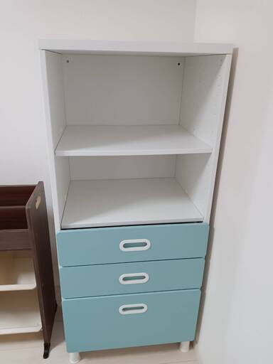 IKEA　子供　収納　ラック　水色　　お値下げ交渉可能