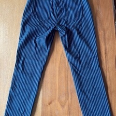 美品 ☆ UNIQLO ☆ ユニクロ M (キッズ150〜160)スキニーパンツ の画像