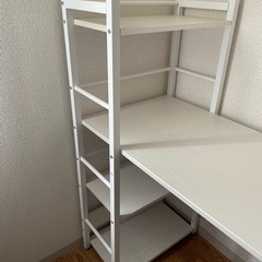 【3月15日まで】学習机と椅子セットの画像