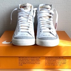 NIKE WMNS MID BLAZER 77"WHITE"の画像