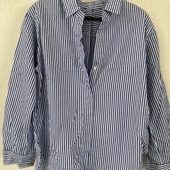 新品レディース　フーリサイズ　シャツの画像