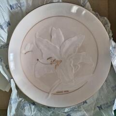 お皿大・小セット（HANAE　MORI　DINNERWARE）の画像