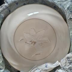 お皿大・小セット（HANAE　MORI　DINNERWARE）の画像