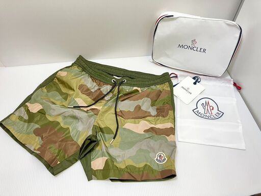 モンクレール　水着　ハーフパンツ　カモフラ　スイムパンツ　迷彩