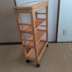 【取引中】キャスター付ワゴンの画像