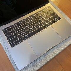 【終了】動作良好品！mac book pro 13inch スペースグレー Apple 2.3GHz デュアルコア i5/16GB/256GB SSDの画像
