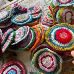 手編みアクリルタワシ1個の値段です。の画像