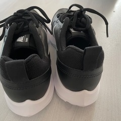新品　NIKE  スニーカーの画像