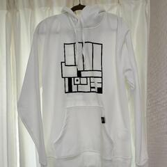 パーカー未使用に近い