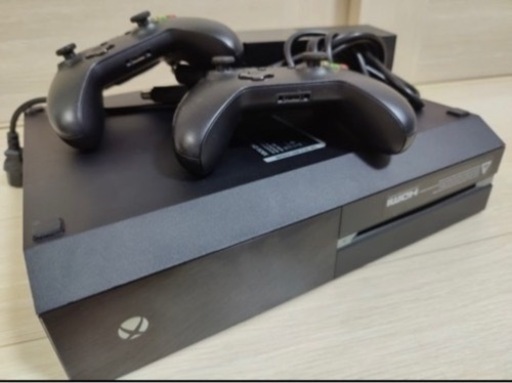 【値下げ/コントローラー2つ付き】Xbox One