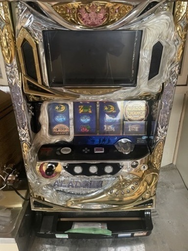 スロット実機　アラジン
