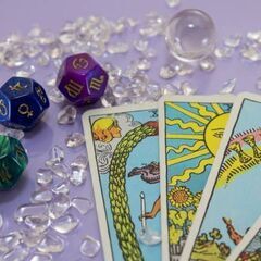 【休止中】無料　占い　タロットカード　タロット占い