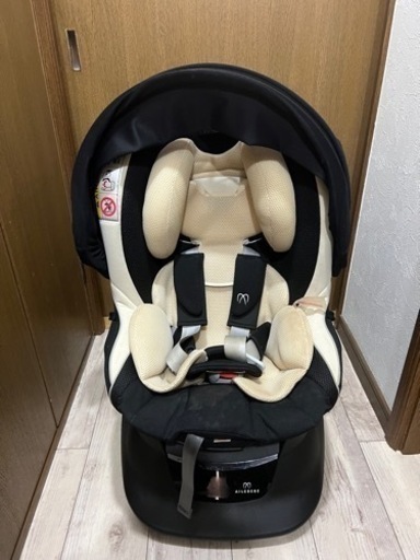 チャイルドシート　エールべべ　クルットNT2