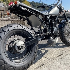 TW200E ｶｽﾀﾑ ﾛﾝｽｲ ｽﾊﾟﾄﾗ ミニバッテリーの画像