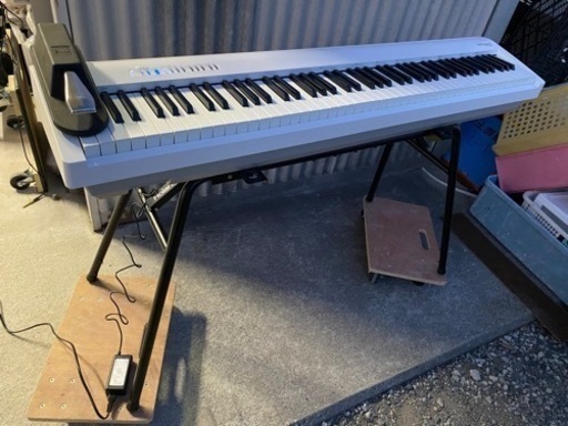 お薦め品‼️美品‼️BlueTooth Audio搭載ローランド電子ピアノ FP-30X 2021年