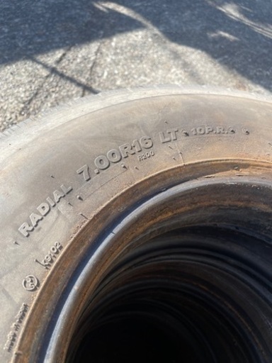 トラックタイヤ 7.00R16 LT 10PR