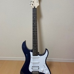 【ほぼ新品】YAMAHAエレキギター　PACIFICA012【受...