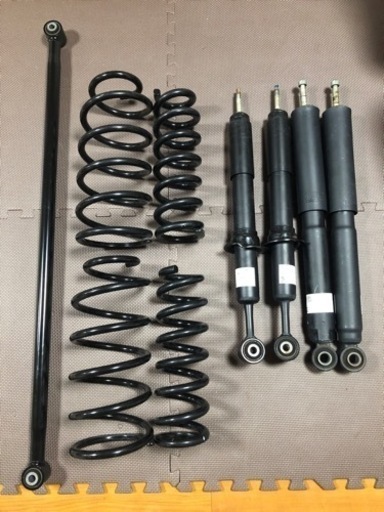 ランドクルーザープラド150後期 純正サスペンションキット