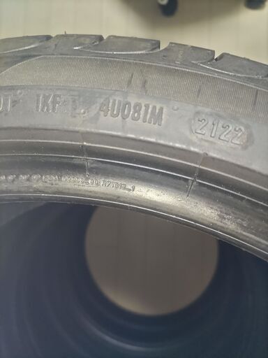 中古タイヤ18インチ送料込み：ピレリPOWERGY225/40R18 92W　4本　美品