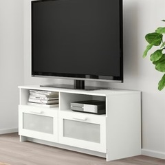 テレビ台 ホワイト IKEA ブリムネスの画像