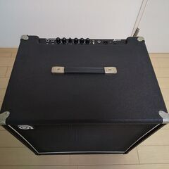 BASS アンプ：Ampeg BA-115の画像