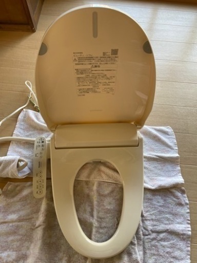 Panasonic 温水洗浄便座　21年製