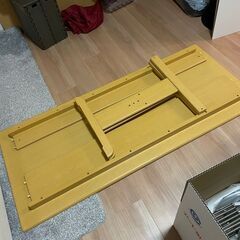 ダイニングテーブル売ります。