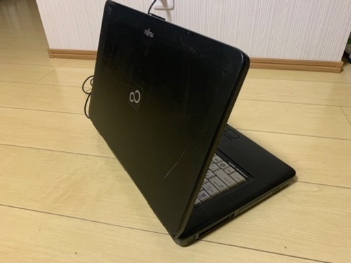 富士通　Lifebook AH500/3A ブラック