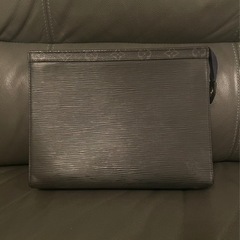 ルイヴィトン　LV LOUIS VUITTON