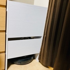 コード隠し棚の画像