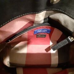 BLUE LABELのバッグの画像