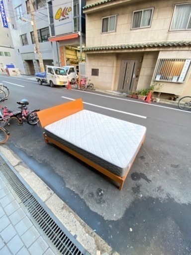 ㊗️激安?美品　ダブルマットレスセット?大阪市内配達設置無料?
