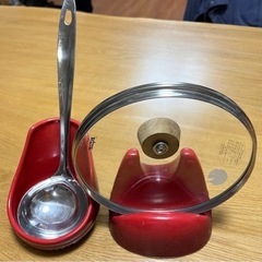 LE CREUSET  蓋立て&おたま立て