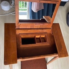 ドレッサー　急募！