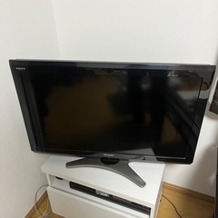 液晶テレビ　SHARP AQUOS 2011年製