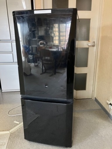 三菱電機冷蔵庫ブラック　146L　MR-P15X-B　2014年製