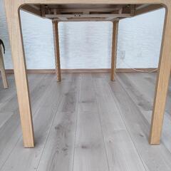 ダイニングテーブル　イケア　IKEA　エーケダーテンの画像