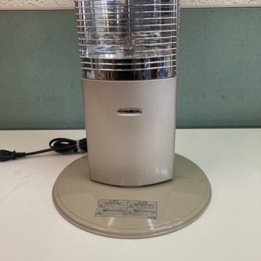 コロナ CORONA [遠赤外線カーボンヒーター 2020年製スリムカーボン